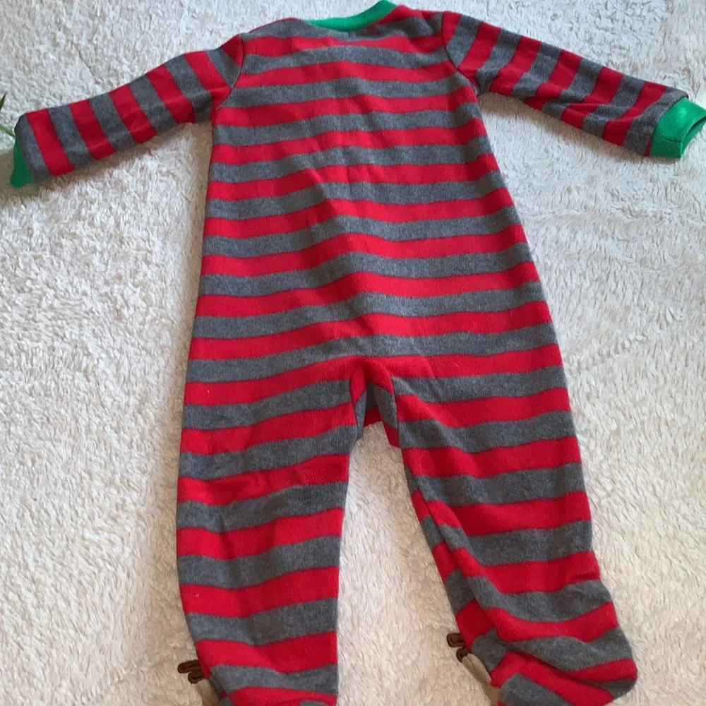 Carter’s Reindeer Footie Pajamas 9M Holiday Striped EUC